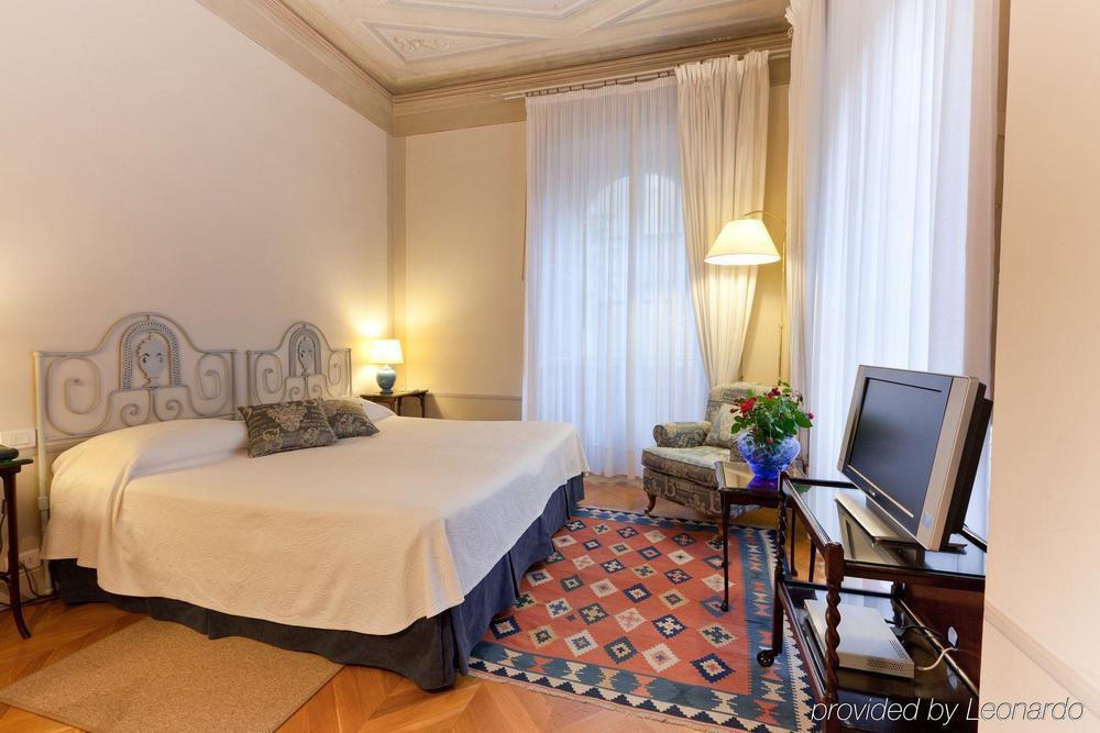 Albergo Pietrasanta Værelse billede